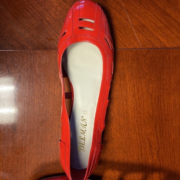 Cute, brand new red ballet flats. NWOT. - Picture 3 of 8